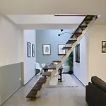 4 Bedroom With Parking ! Apartmán *