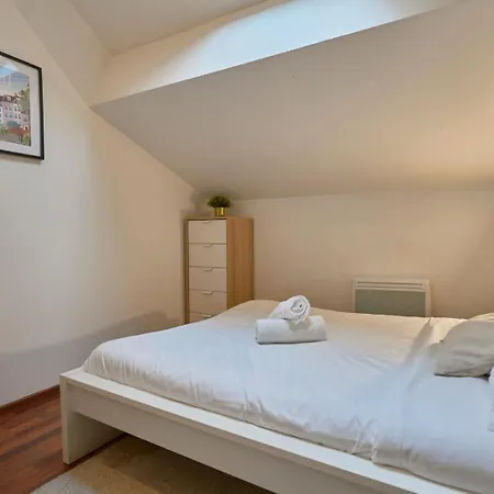Apartment 4 Bedroom With Parking ! Lille