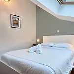 Apartamento 4 Bedroom With Parking ! *