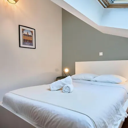 Appartement 4 Bedroom With Parking ! *