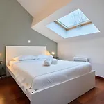 4 Bedroom With Parking !